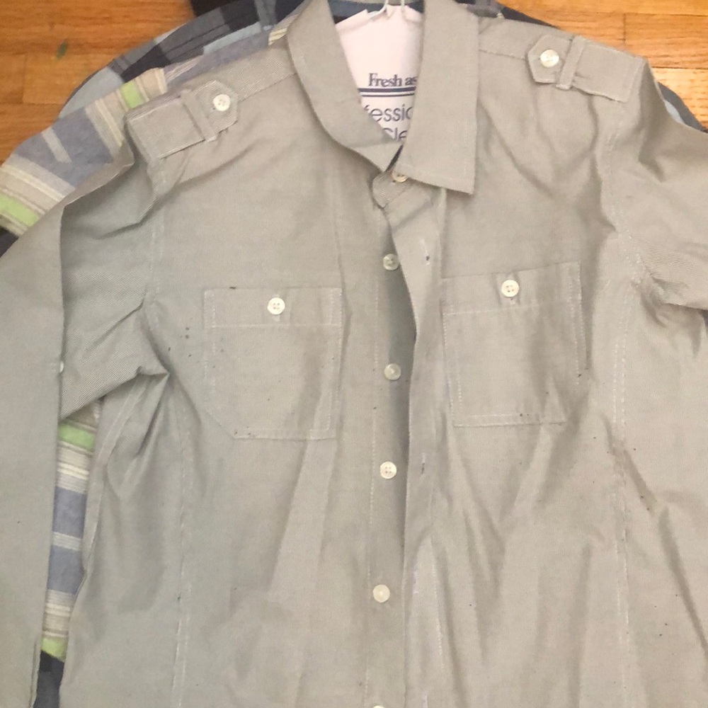 Boys button down shirts (3of them) - Picture 5 of 8